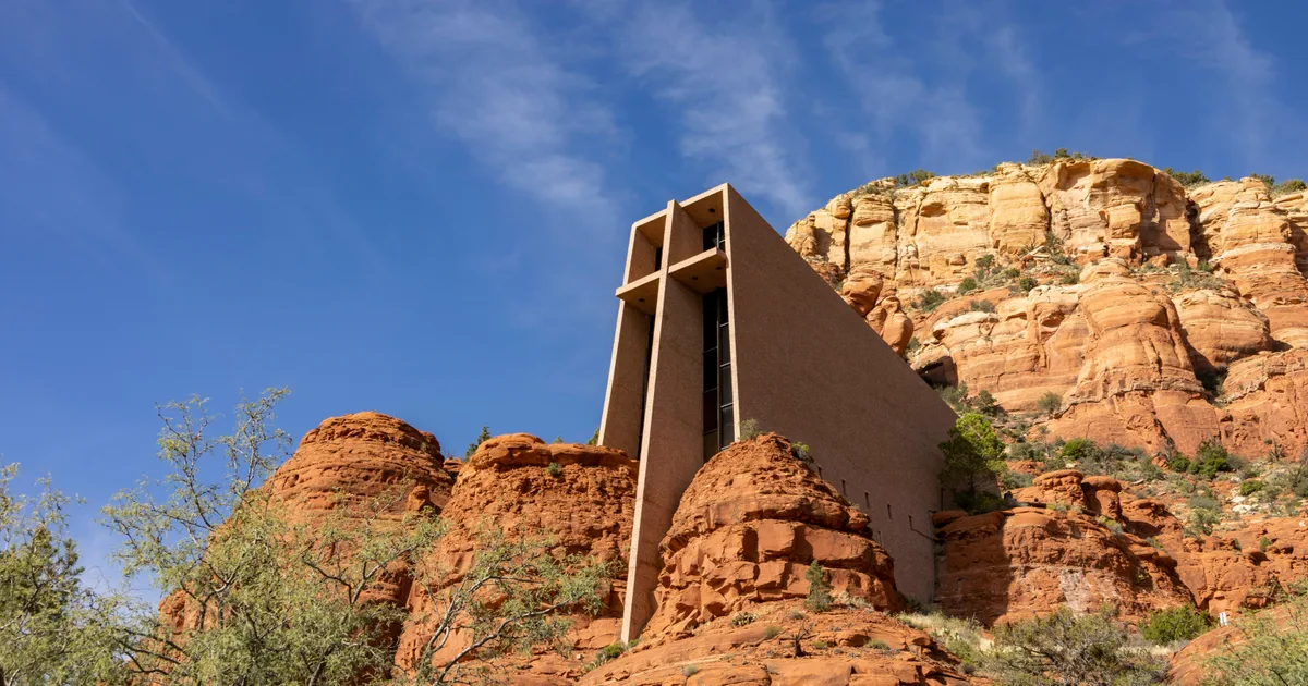 Chapel of the Holy Cross & Sedona's Iconic Landmarks Guide